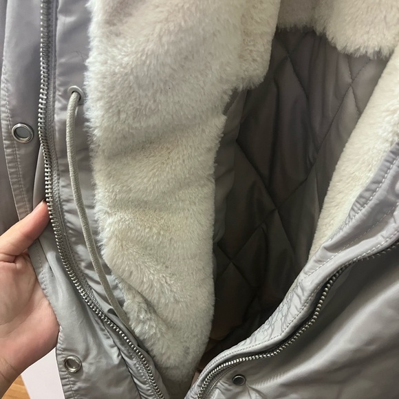 GAP Long Parka - Picture 6 of 14
